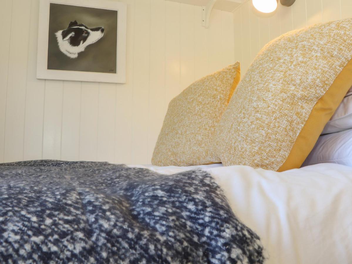 Bosulla Shepherds Hut Penzance Exterior foto